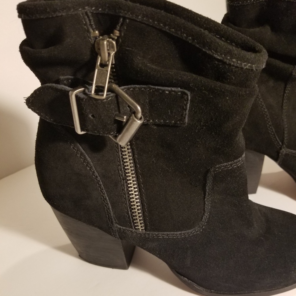 Zigi soho suede slouched stacked heel boot Sz 7